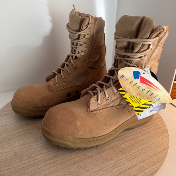 Belleville 310 ST Hot Weather Combat Boots – Size 9.5R – Made in USA – Vibram So - Picture 1 of 16